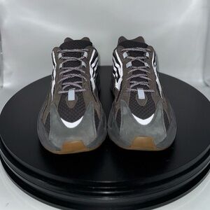 Adidas Yeezy Boost 700 V2 Geode Reflective